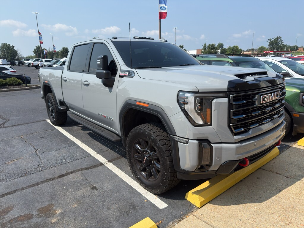 Used 2024 GMC Sierra AT4 Crew Cab