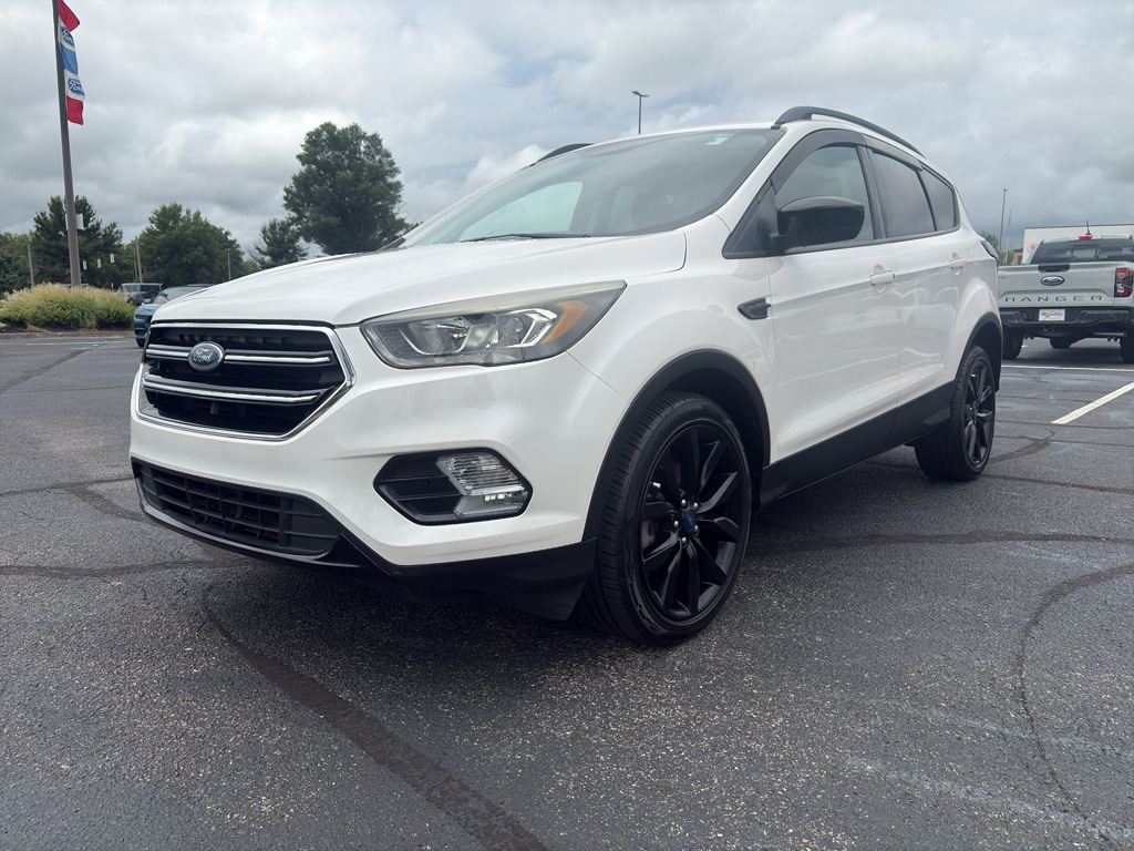 Used 2019 Ford Escape SE Sport Utility