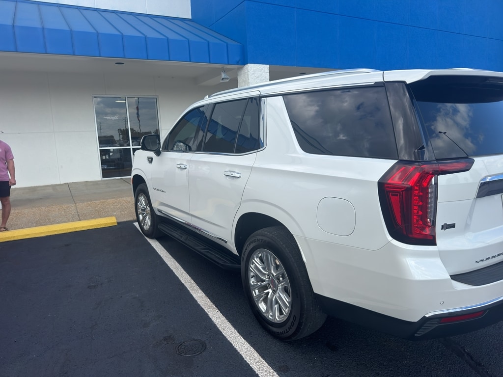 Used 2024 GMC Yukon SLT Sport Utility