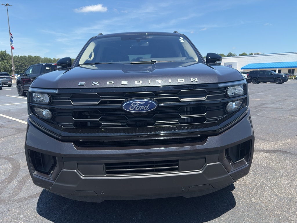 Used 2025 Ford Expedition MAX Active SUV