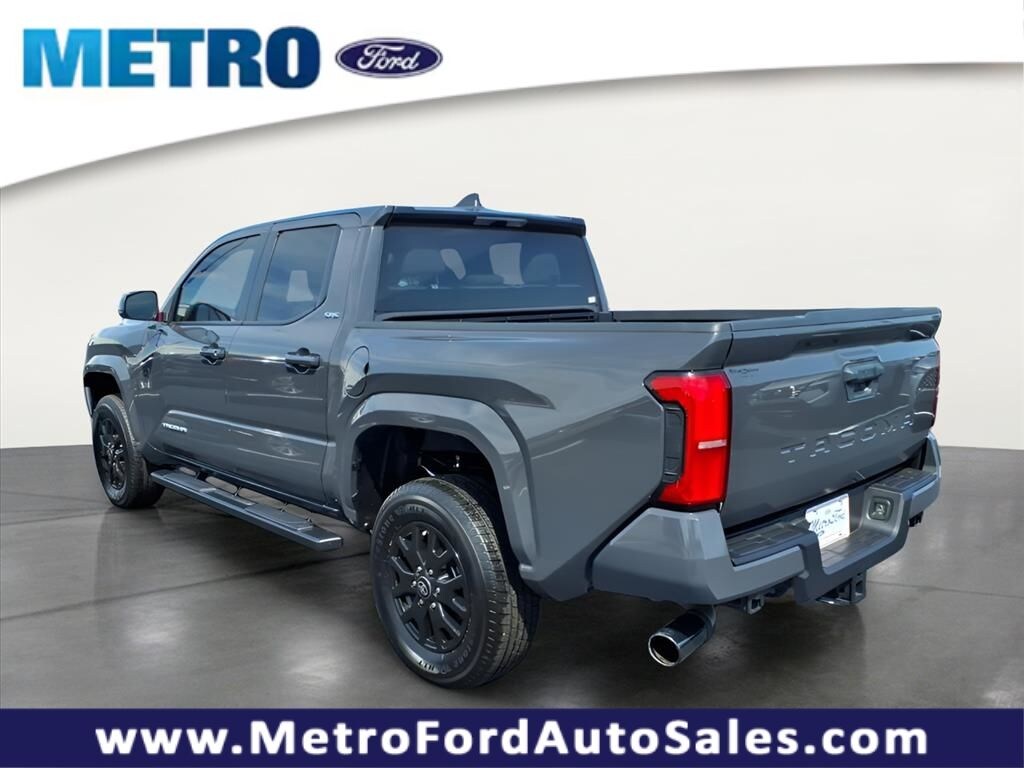 Used 2024 Toyota Tacoma SR5 Crew Cab