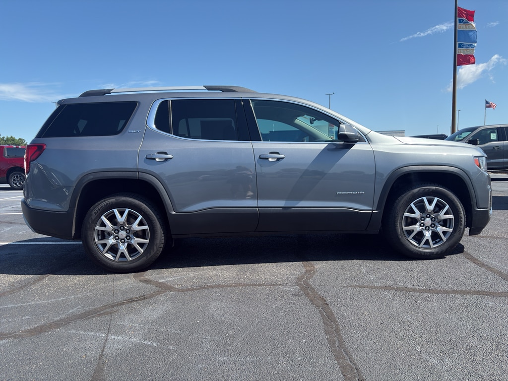 Used 2022 GMC Acadia SLT Sport Utility