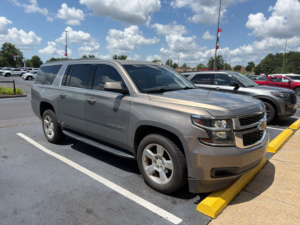 Used 2017 Chevrolet Suburban LT Sport Utility