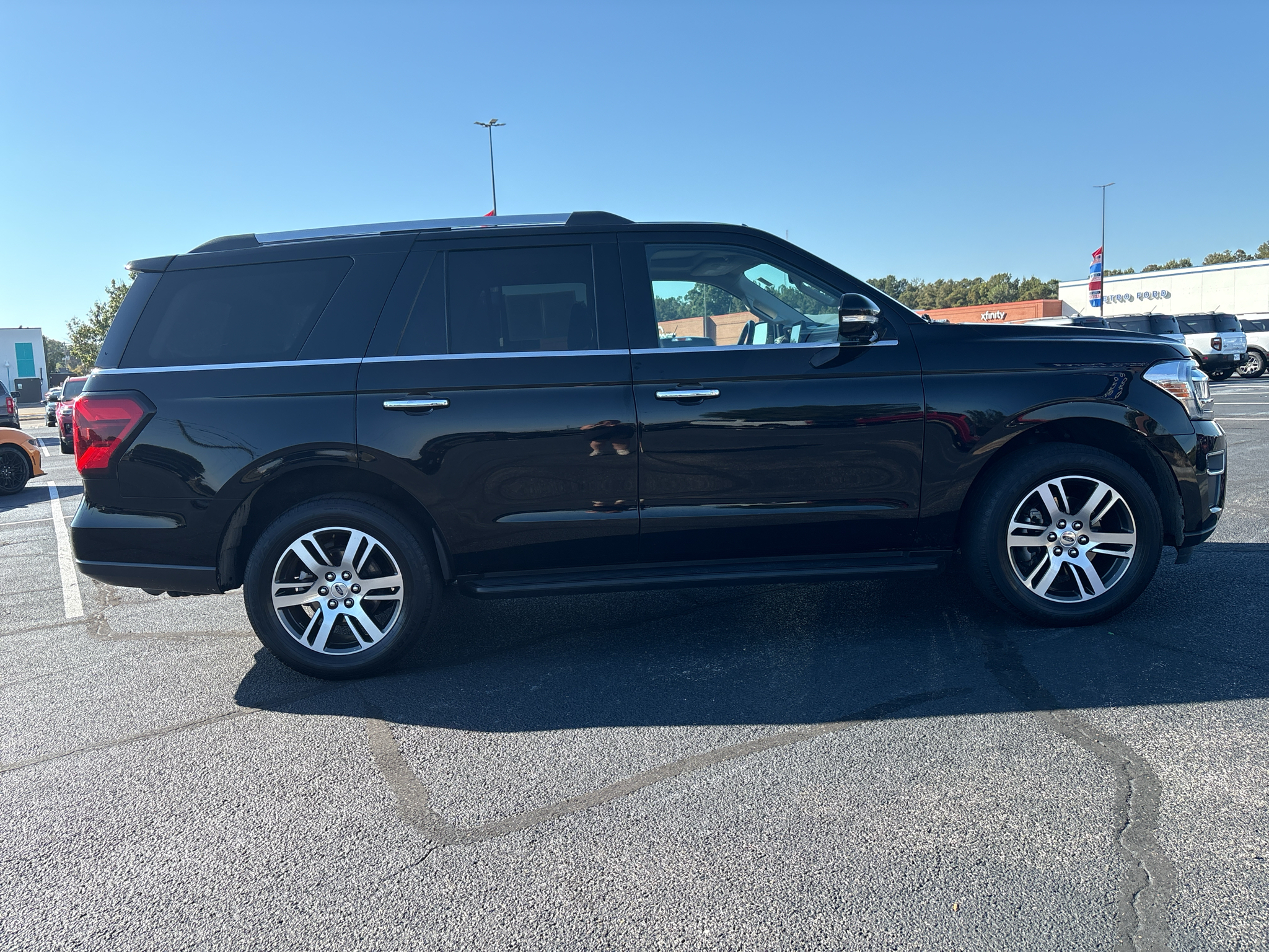 Used 2024 Ford Expedition Limited Sport Utility