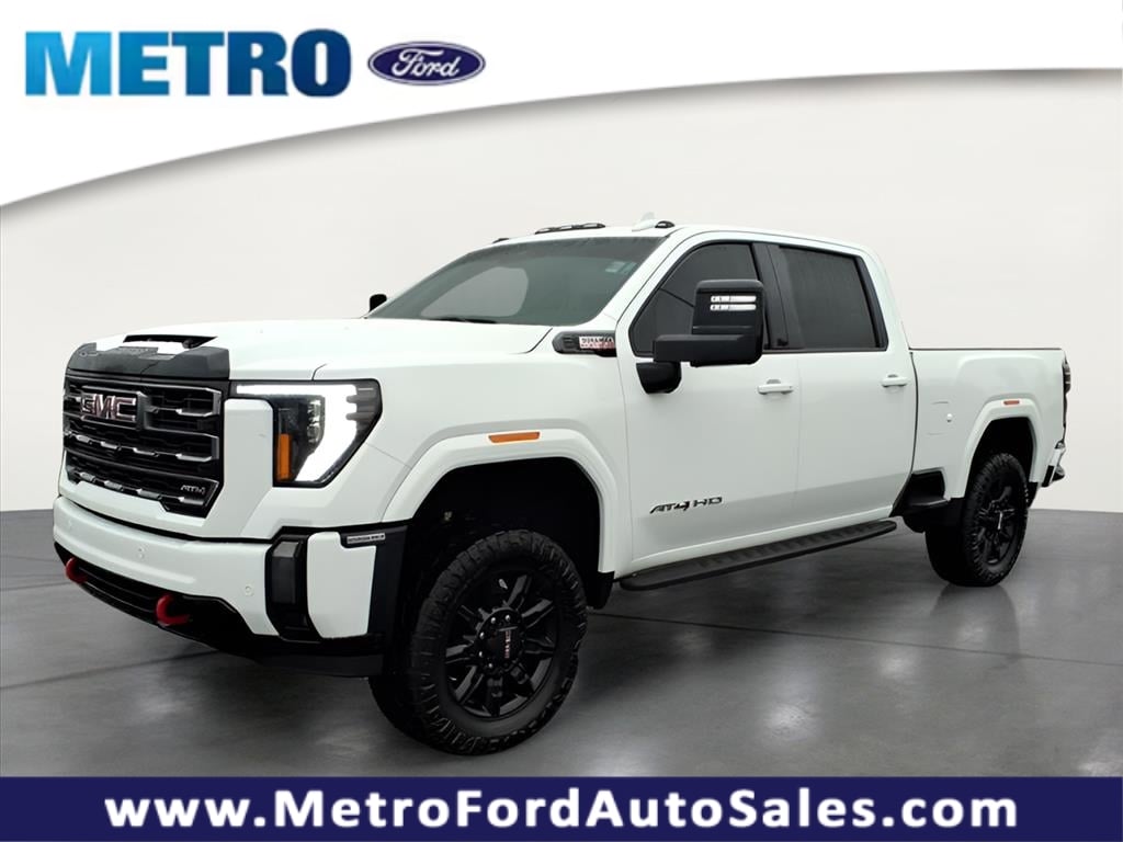 2024 GMC Sierra 2500HD AT4's photo