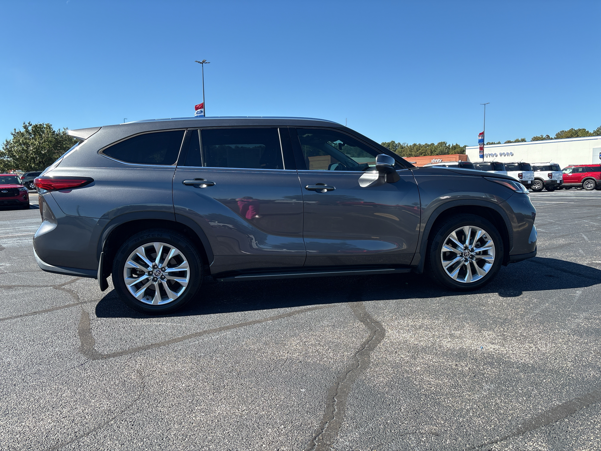 Used 2020 Toyota Highlander Limited Sport Utility