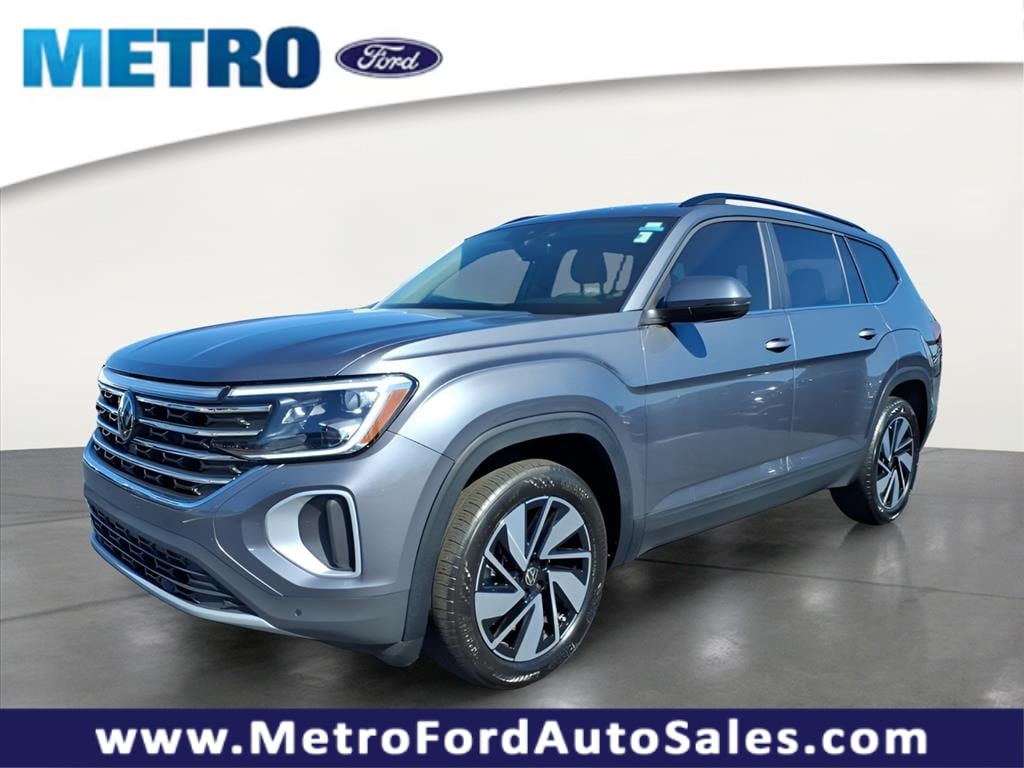 Used 2024 Volkswagen Atlas 2.0T SE w/Technology SUV