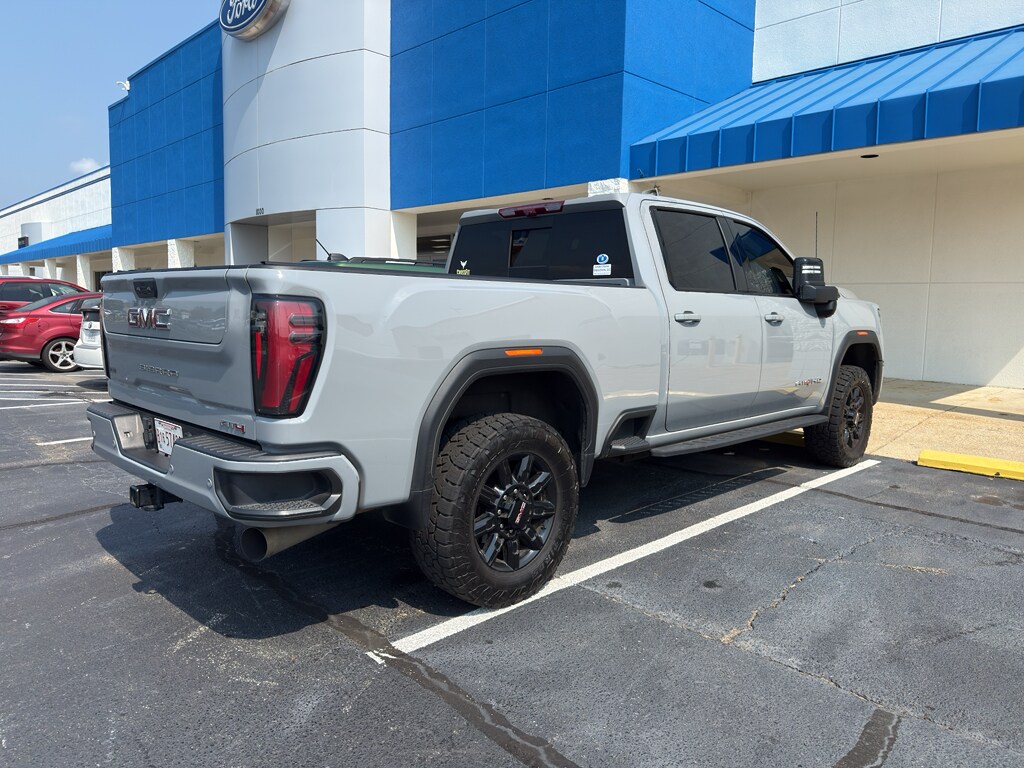 Used 2024 GMC Sierra AT4 Crew Cab