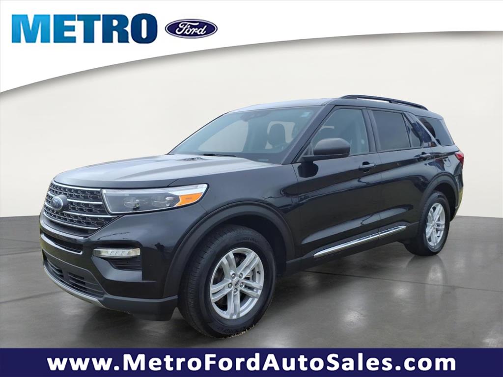 2023 Ford Explorer XLT's photo
