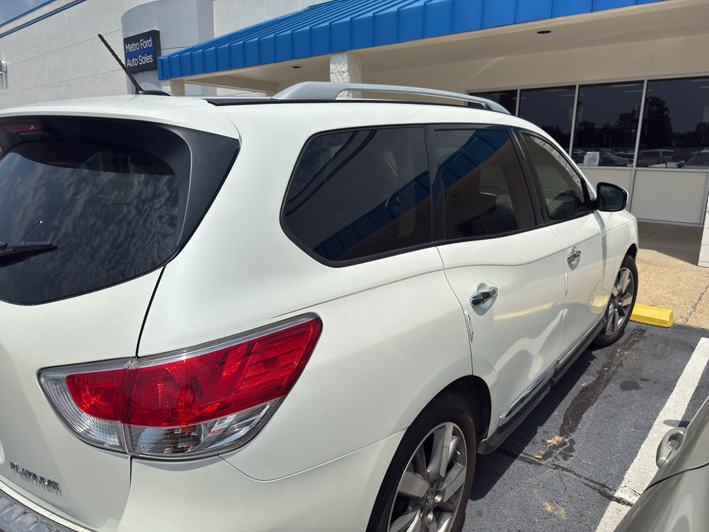 Used 2015 Nissan Pathfinder Platinum Sport Utility