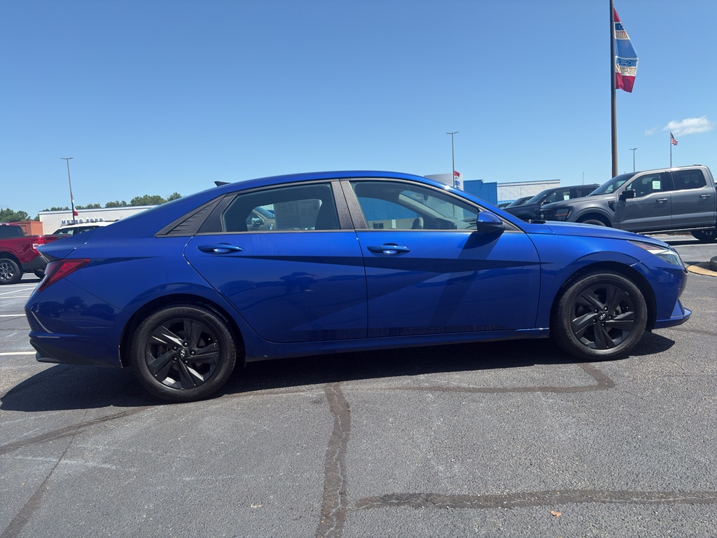 Used 2023 Hyundai Elantra SEL Sedan
