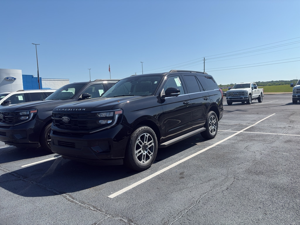 2025 Ford Expedition Active 4x4's photo