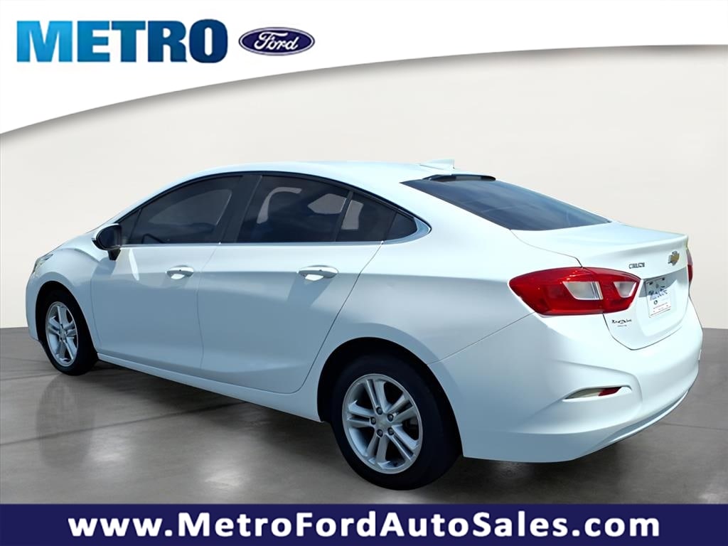 Used 2017 Chevrolet Cruze LT Sedan