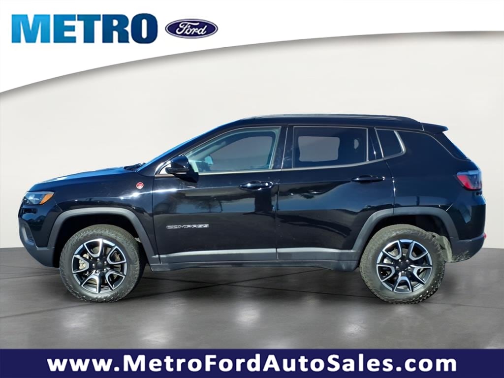 Used 2024 Jeep Compass Trailhawk SUV