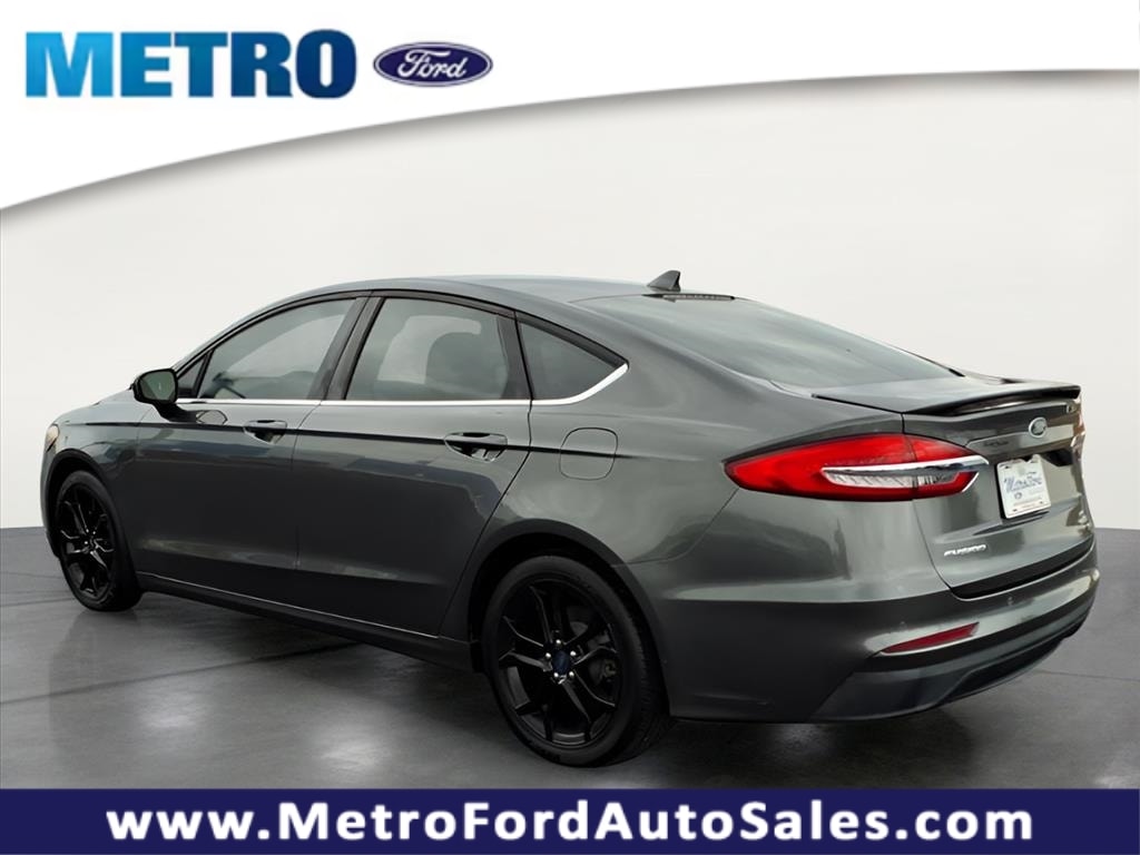 Used 2019 Ford Fusion SE Sedan