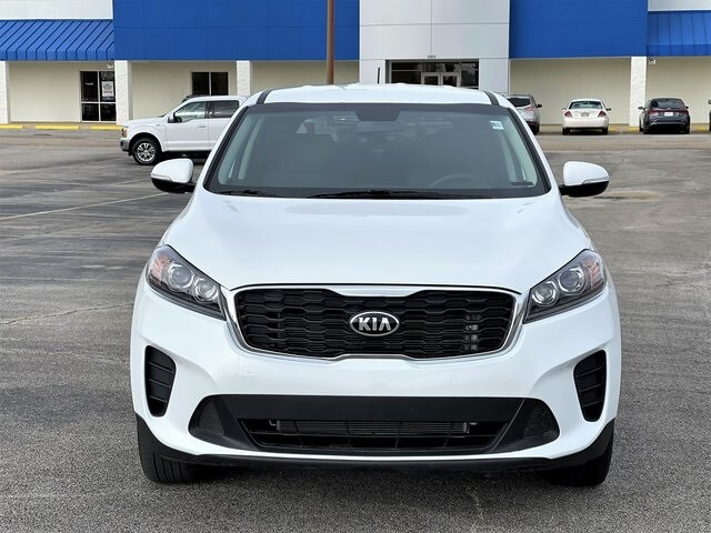 Used 2020 Kia Sorento LX with VIN 5XYPG4A54LG622031 for sale in Tupelo, MS