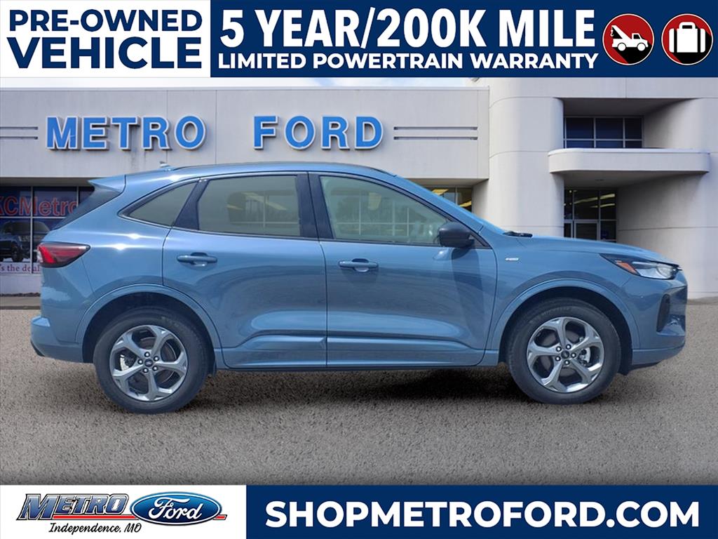 Used 2023 Ford Escape ST-Line with VIN 1FMCU9MN1PUA12975 for sale in Kansas City