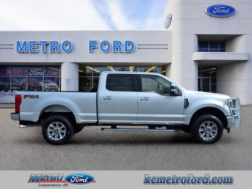 Used 2019 Ford F-250 Super Duty XLT with VIN 1FT7W2B69KEF49843 for sale in Kansas City