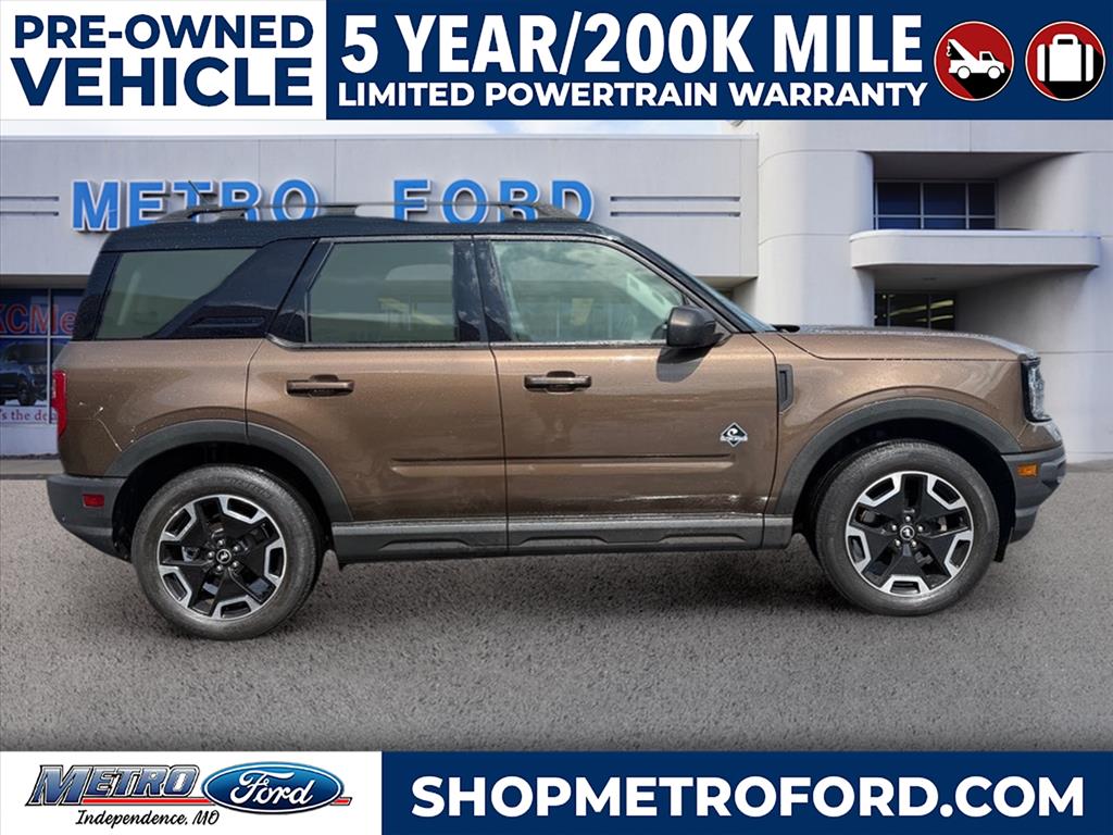 Used 2022 Ford Bronco Sport Outer Banks with VIN 3FMCR9C67NRD19504 for sale in Kansas City