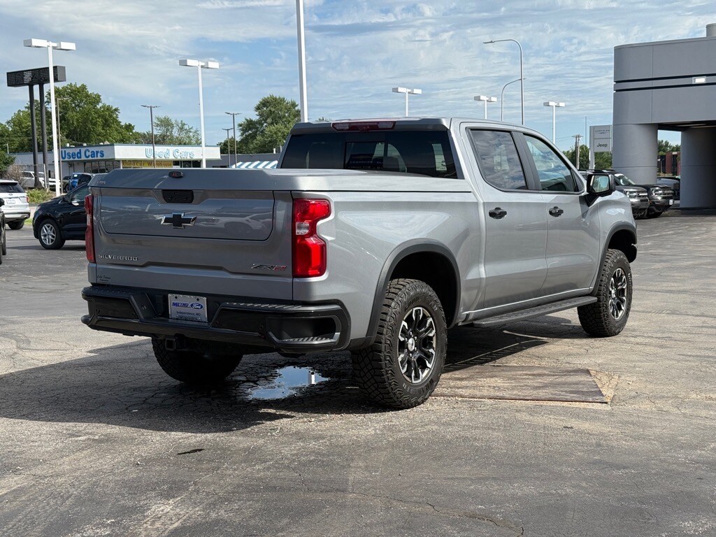 2023 Chevrolet Silverado ZR2 photo 3