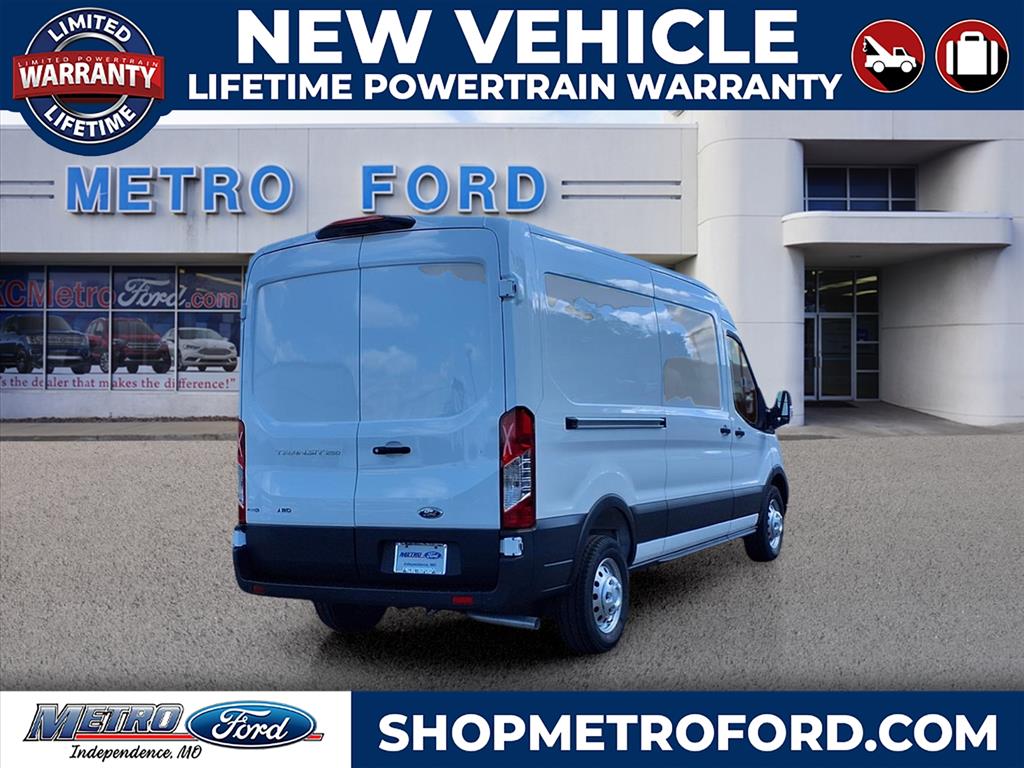 2025 Ford Transit photo 2