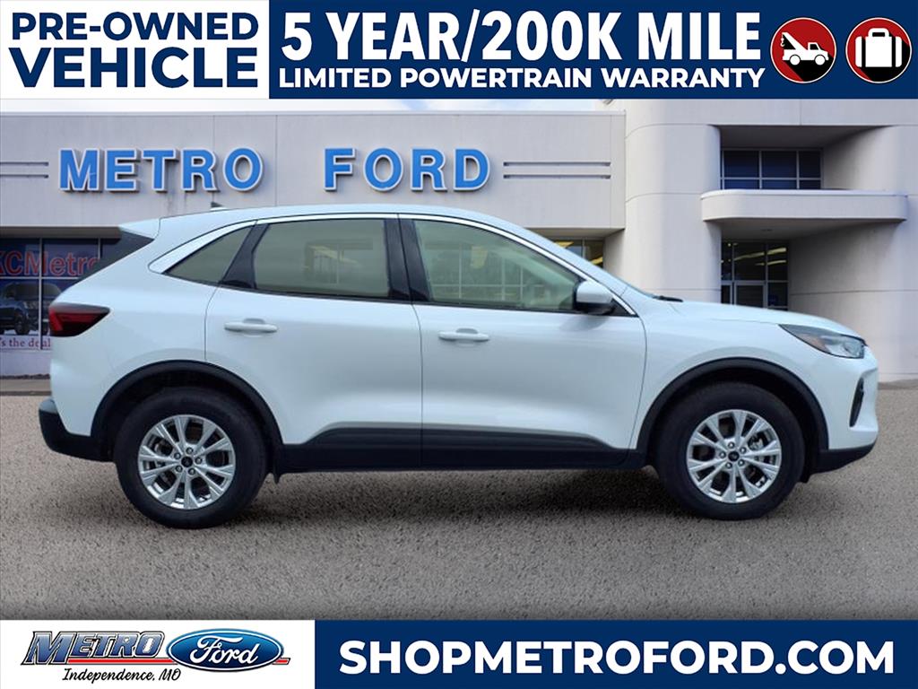 Used 2023 Ford Escape Active with VIN 1FMCU9GN2PUA48573 for sale in Kansas City