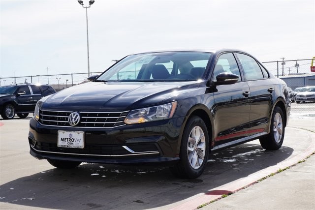 2018 Volkswagen Passat S