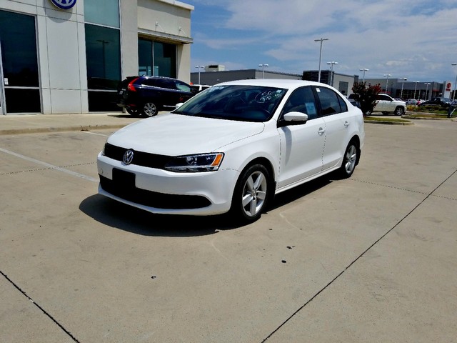 2011 Volkswagen Jetta TDI's photo