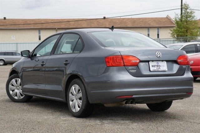 Used 2014 Volkswagen Jetta TDI with VIN 3VWLL7AJ1EM324726 for sale in Houston, TX