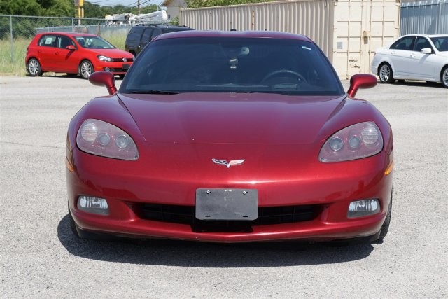 Used 2005 Chevrolet Corvette Base with VIN 1G1YY24U255134290 for sale in Houston, TX