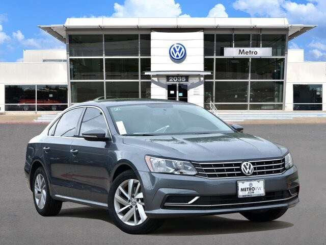 2018 Volkswagen Passat SE