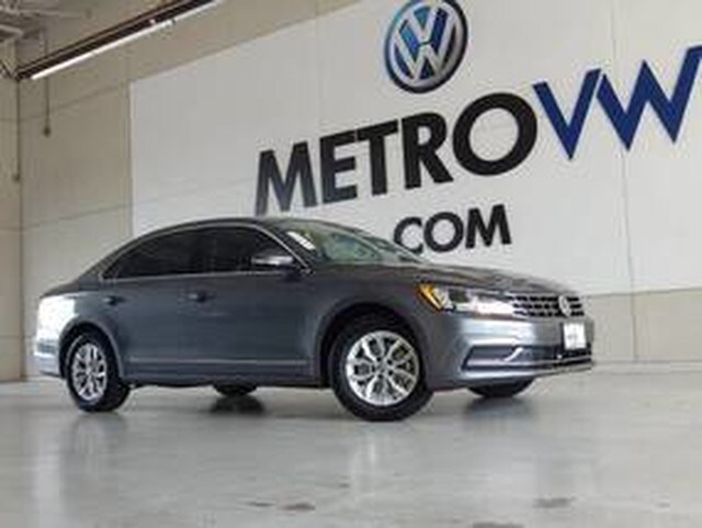 2017 Volkswagen Passat S