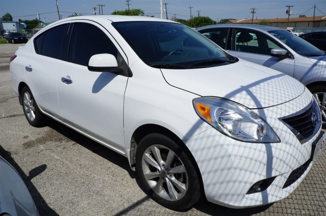 2014 Nissan Versa Sedan S Plus