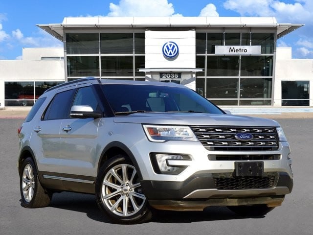 2016 Ford Explorer Limited's photo