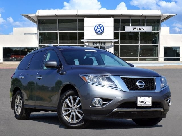 2015 Nissan Pathfinder SV