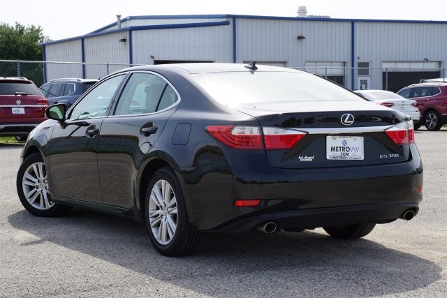 Used 2014 Lexus ES 350 with VIN JTHBK1GG2E2106214 for sale in Houston, TX