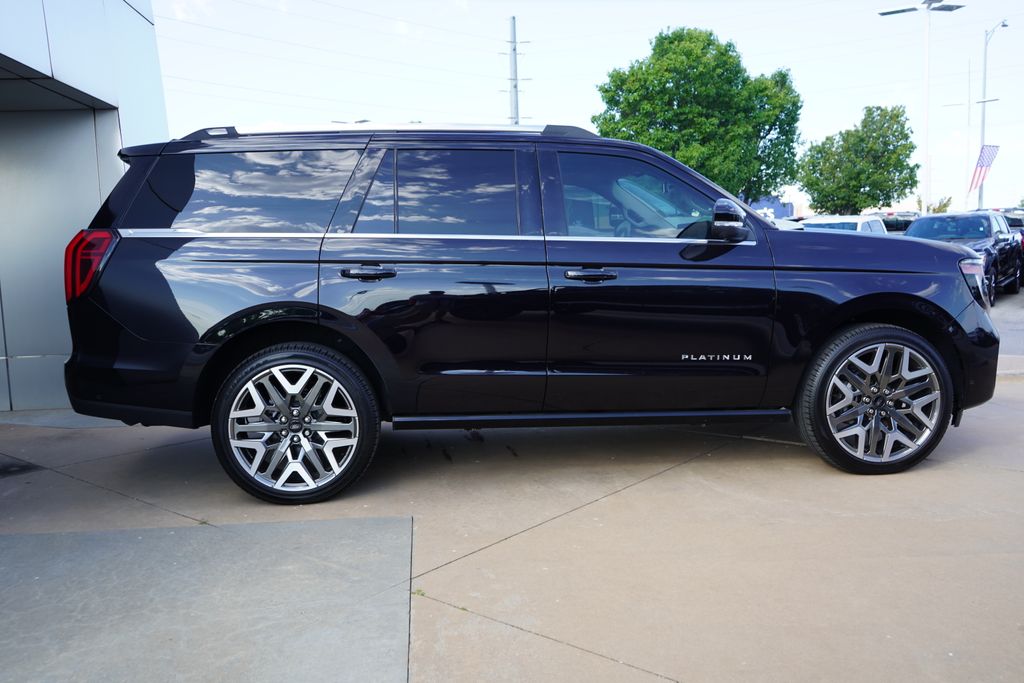 2025 Ford Expedition Platinum - Photo 6