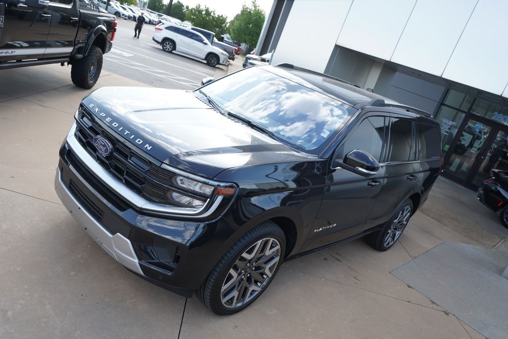 2025 Ford Expedition Platinum - Photo 10