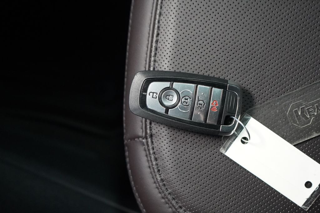 2025 Ford Expedition Platinum - Photo 43