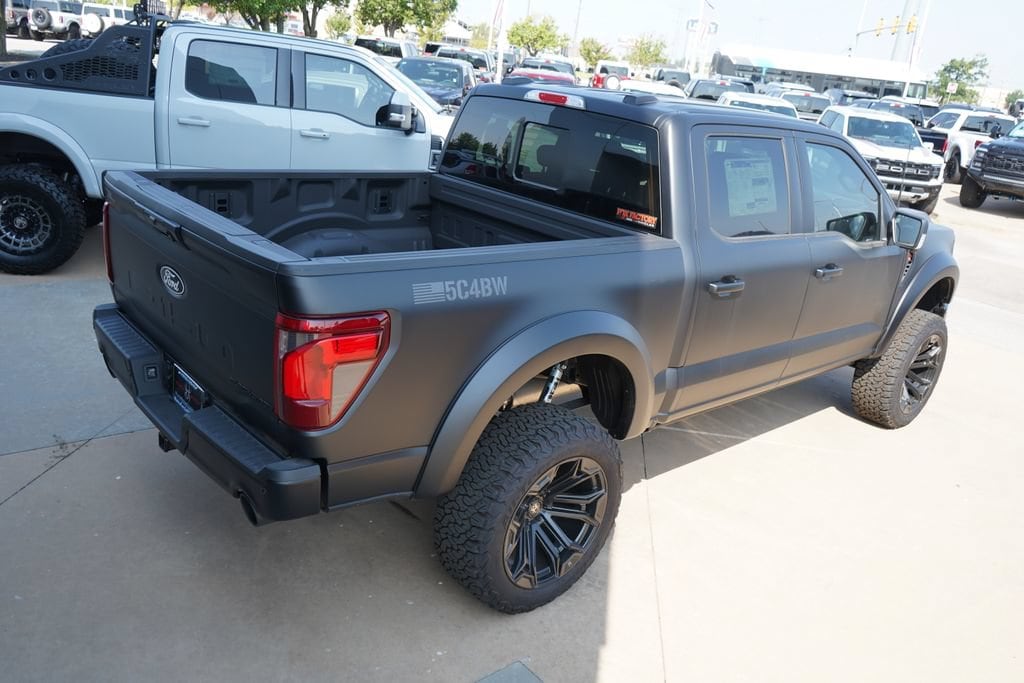 2025 Ford F-150 XLT - Photo 16