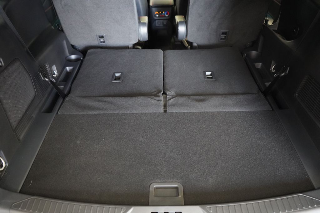 2026 Ford Explorer ST - Photo 23