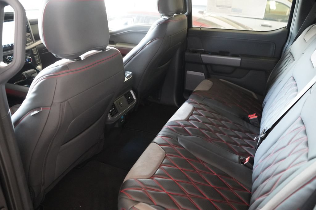 2025 Ford F-150 XLT - Photo 29