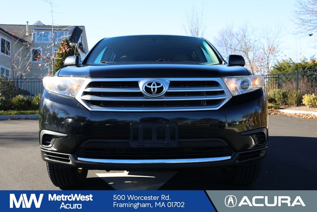 Used 2013 Toyota Highlander 4WD Plus V6 SUV
