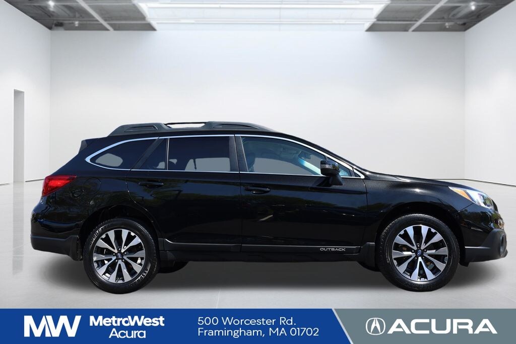 Used 2015 Subaru Outback 2.5i Limited w/Moonroof/KeylessAccess/Nav/EyeSight SUV