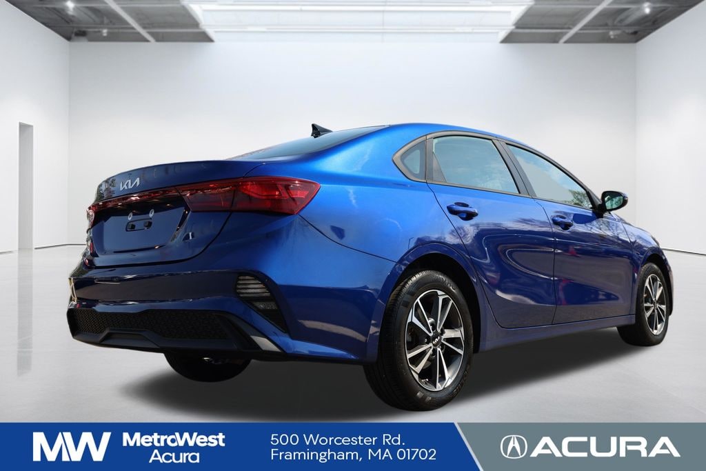 Used 2024 Kia Forte LXS Sedan