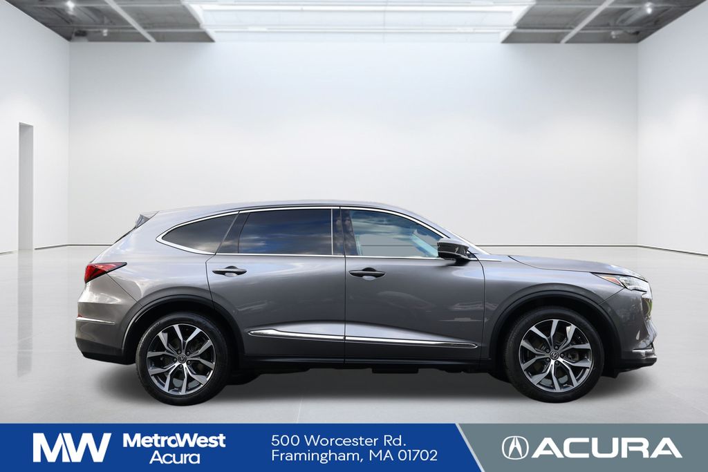 2022 Acura MDX SH-AWD Technology photo 3