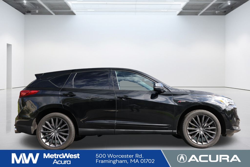 2022 Acura RDX A-Spec Advance photo 3