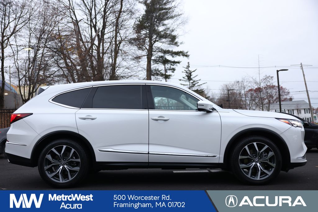 2023 Acura MDX SH-AWD Technology photo 3
