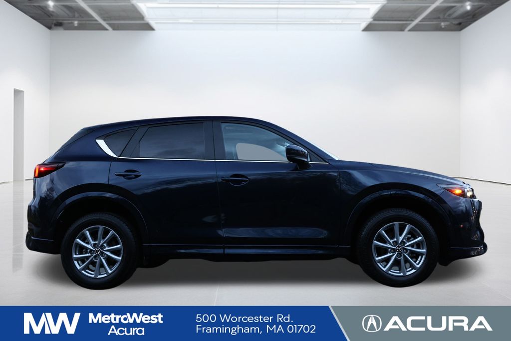 2025 Mazda CX-5 2.5 S Preferred photo 4