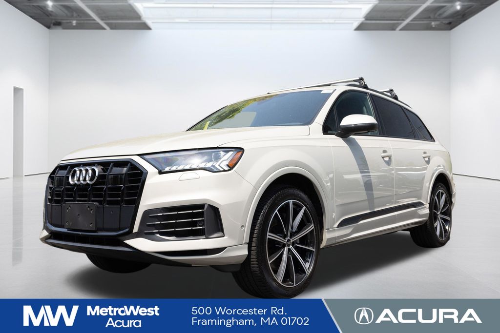 2024 Audi Q7 55 Premium Plus quattro Tiptronic's photo